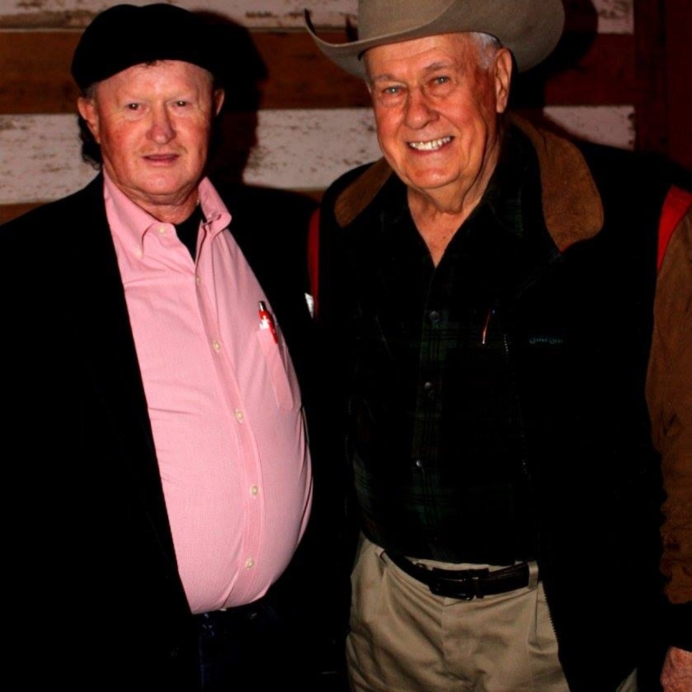 Meet your Posher, Thelmahall